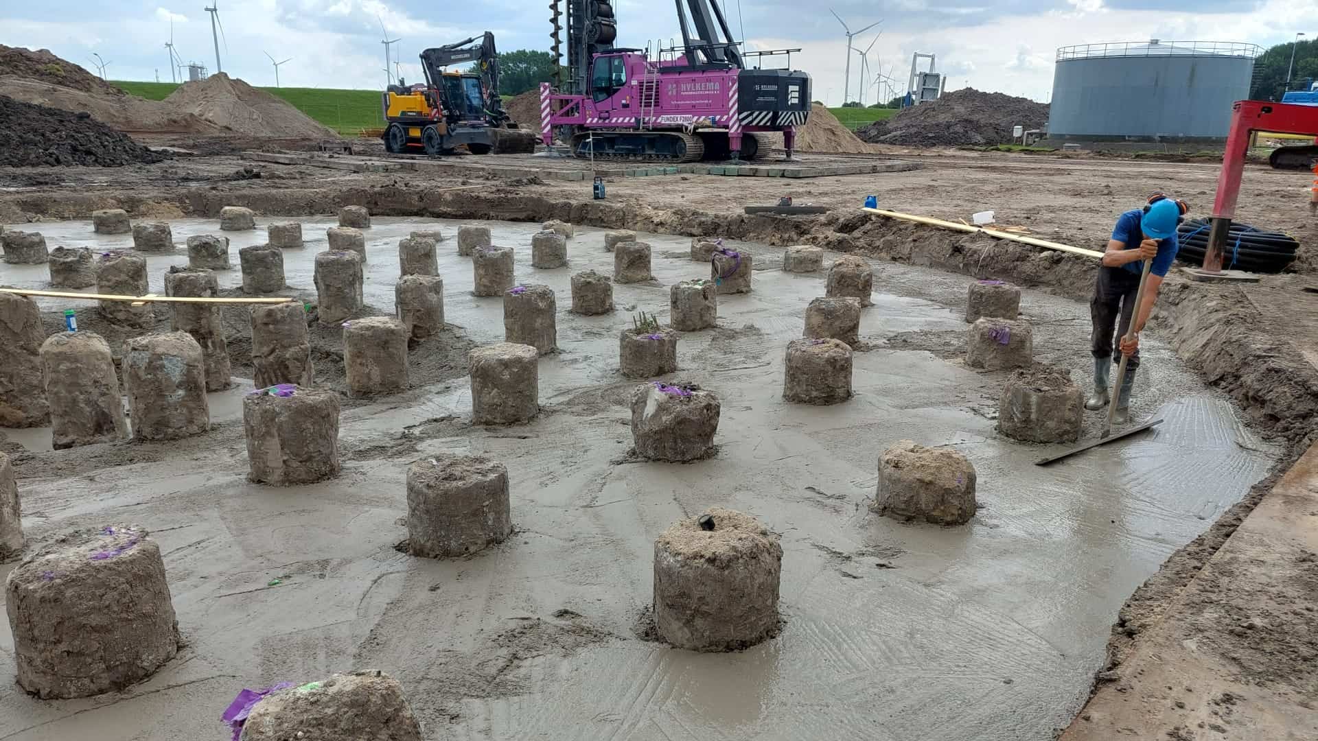 Contitank Verborg Farmsum funderings silo opslagtank boorpalen terrein verharding 1