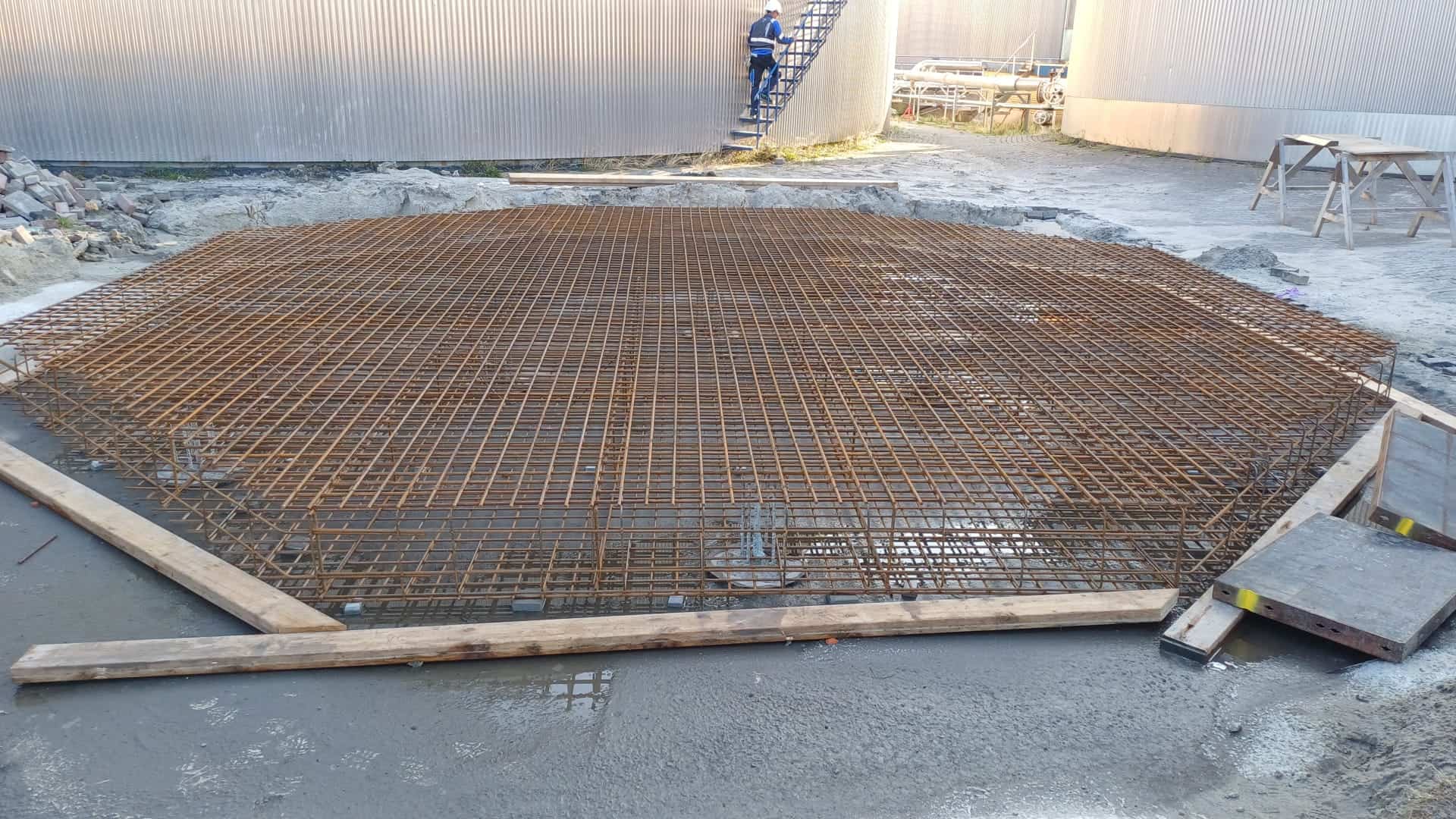 Contitank Verborg Farmsum funderings silo opslagtank boorpalen terrein verharding 2